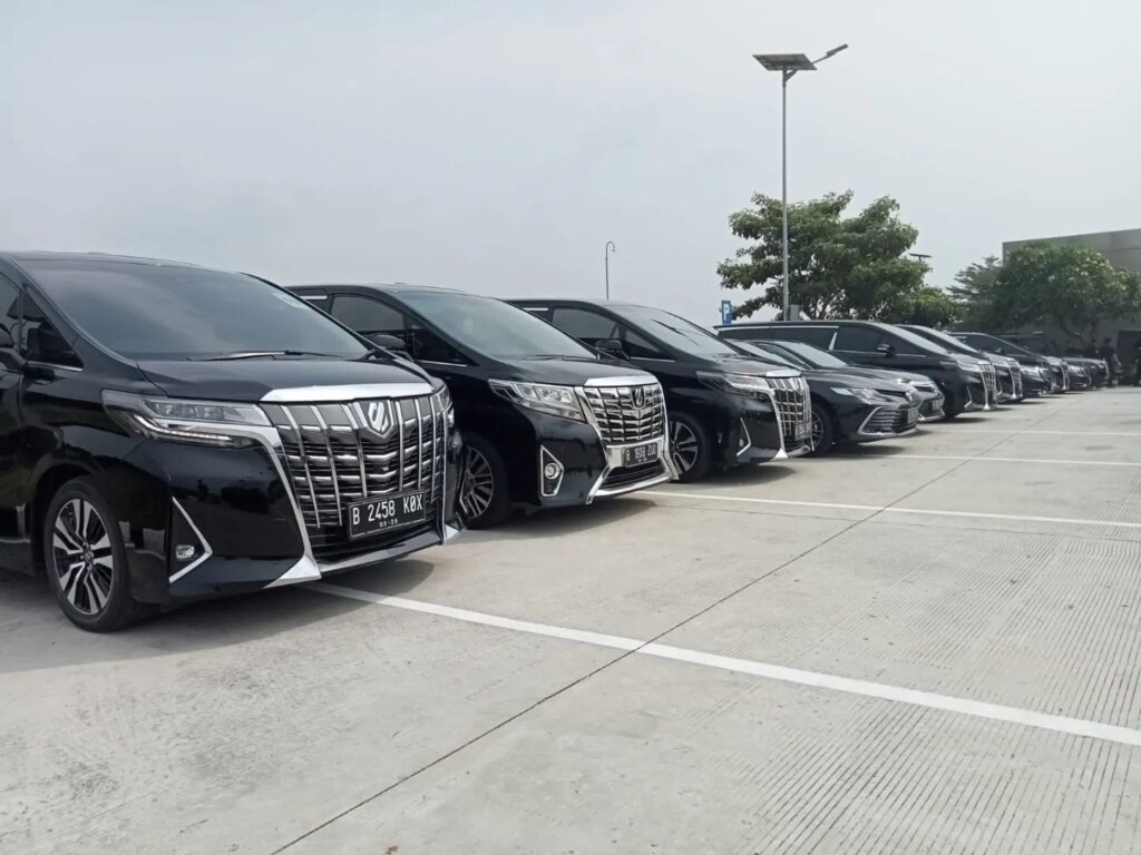 Rental mobil Mewah Jakarta