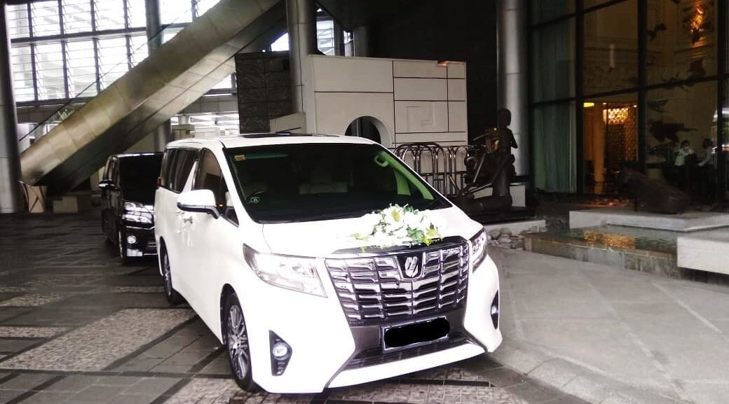 Sewa Mobil Pengantin Alphard di Jakarta